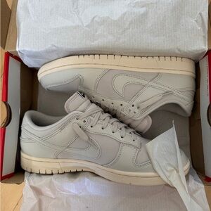 Nike Dunk Low Retro PRM in Light Orewood Brown